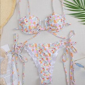🌟 NEW FLORAL BIKINI